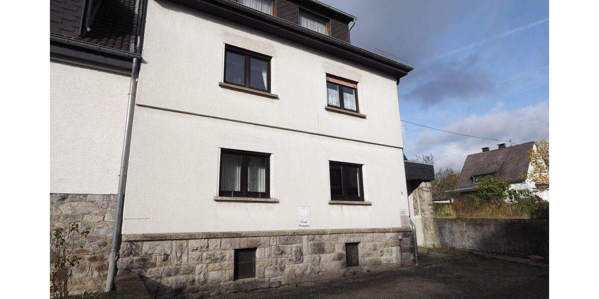 Einfamilienhaus Marienrachdorf - 7 Zimmer, 155 m&sup2;, 199.000&euro; | Angebot:25670956