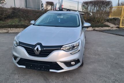Renault Megane 101.000 km 8.568 &euro; Mayen 56727