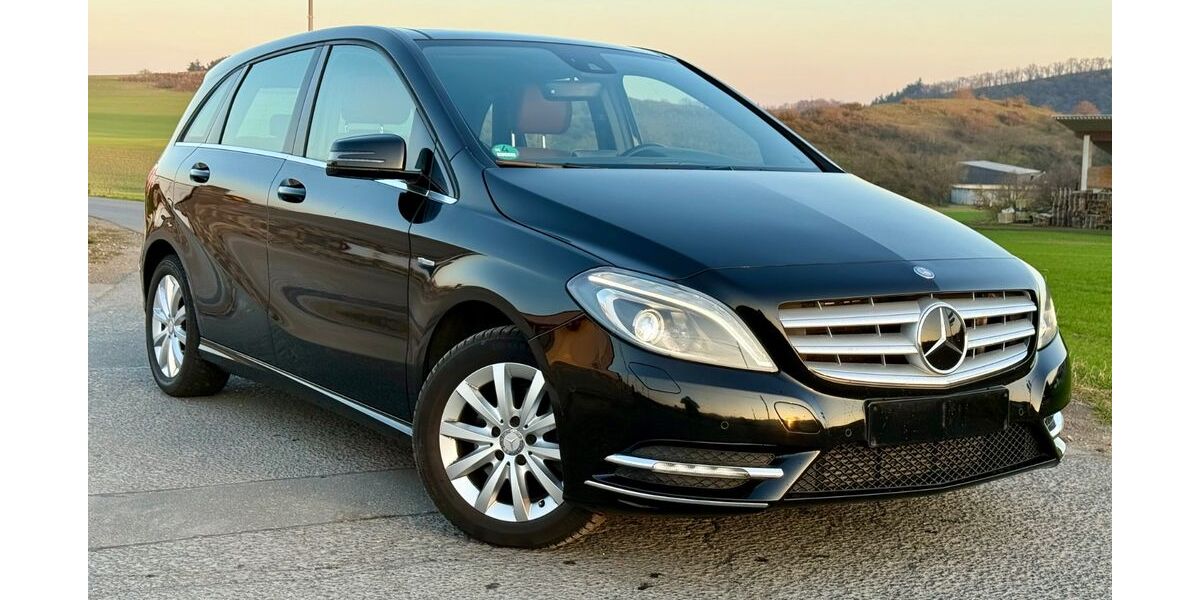 Mercedes-Benz B 200 72.000 km 13.999 &euro; Mayen 56727