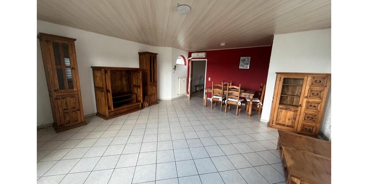 Etagenwohnung Urmitz - 3 Zimmer, 110 m&sup2;, 1.188&euro; | Angebot:26004323