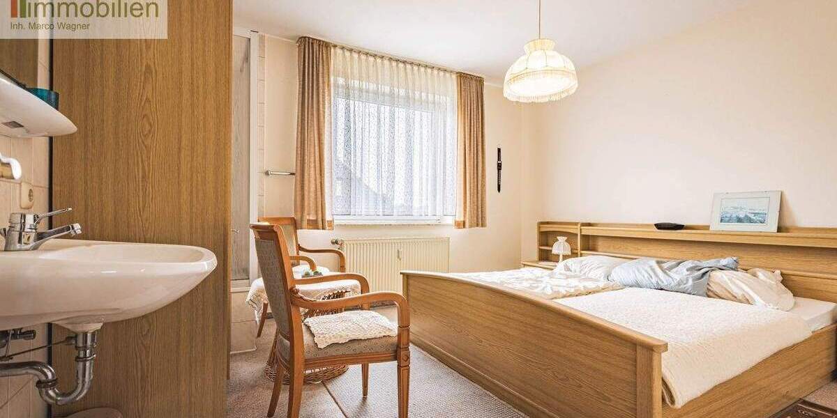 Mehrfamilienhaus, Wohnhaus Flammersfeld - 1 Zimmer, 296 m&sup2;, 320.000&euro; | Angebot:25744963