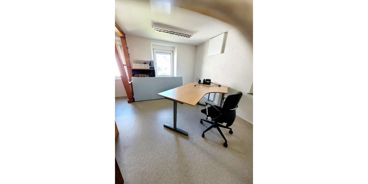 Mehrfamilienhaus, Wohnhaus Höhr-Grenzhausen Grenzhausen - 6 Zimmer, 168 m&sup2;, 209.000&euro; | Angebot:25702323