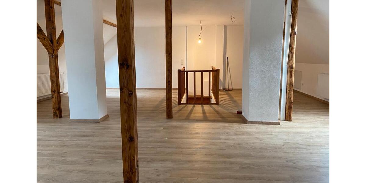 Dachgeschoßwohnung Bad Neuenahr-Ahrweiler Ahrweiler - 4 Zimmer, 152 m&sup2;, 1.050&euro; | Angebot:24730267