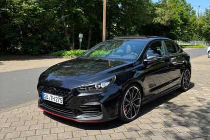 Hyundai i30 89.000 km 21.499 &euro; Koblenz 56070