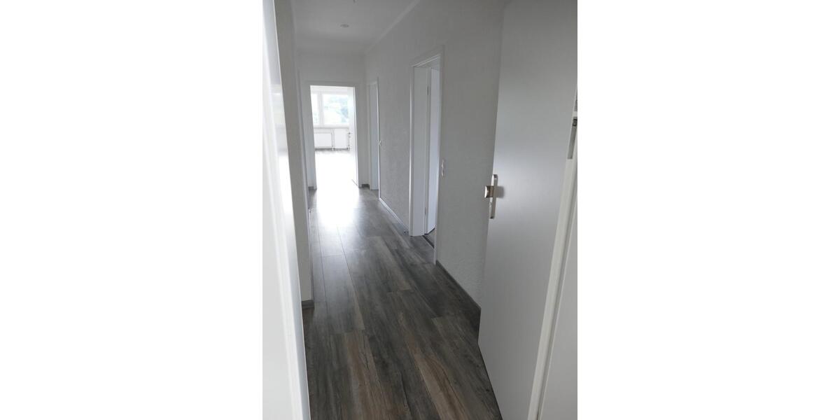 Etagenwohnung Braubach - 3 Zimmer, 100 m&sup2;, 985&euro; | Angebot:22991444