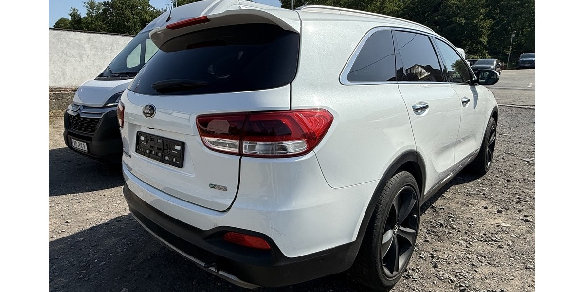Kia Sorento Platinum Edition 4WD 108.000 km 9.990 &euro; Koblenz 56070