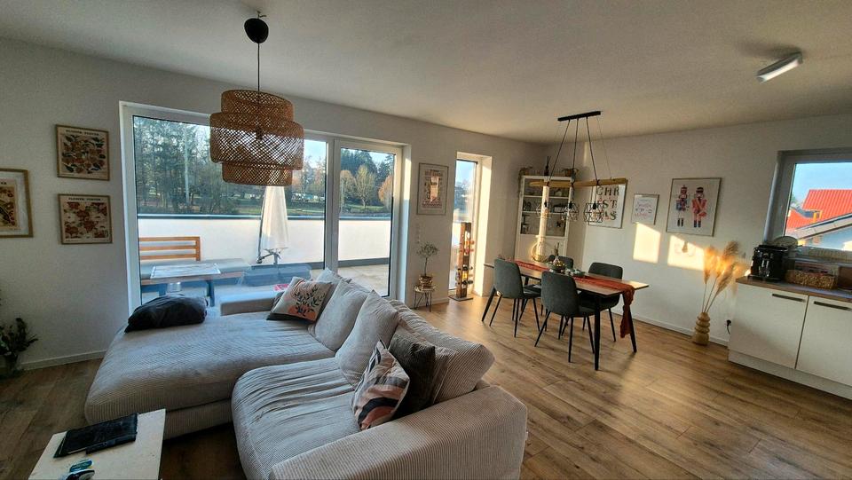 Etagenwohnung Großmaischeid - 3 Zimmer, 106 m&sup2;, 985&euro; | Angebot:25860000