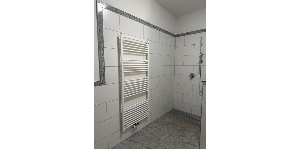 Erdgeschoßwohnung Urmitz - 3 Zimmer, 90 m&sup2;, 700&euro; | Angebot:25271367