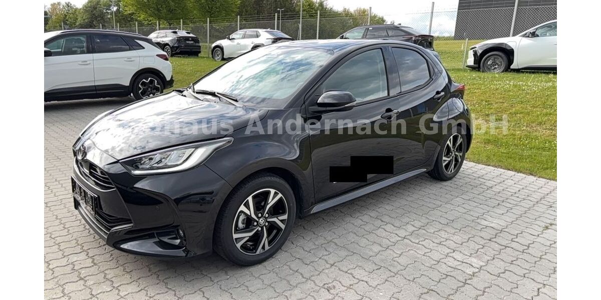Toyota Yaris 3.985 km 23.990 &euro; Weißenthurm 56575