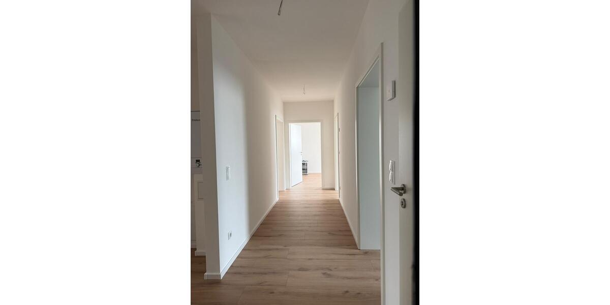 Erdgeschoßwohnung Großmaischeid - 4 Zimmer, 111 m&sup2;, 1.500&euro; | Angebot:26647780