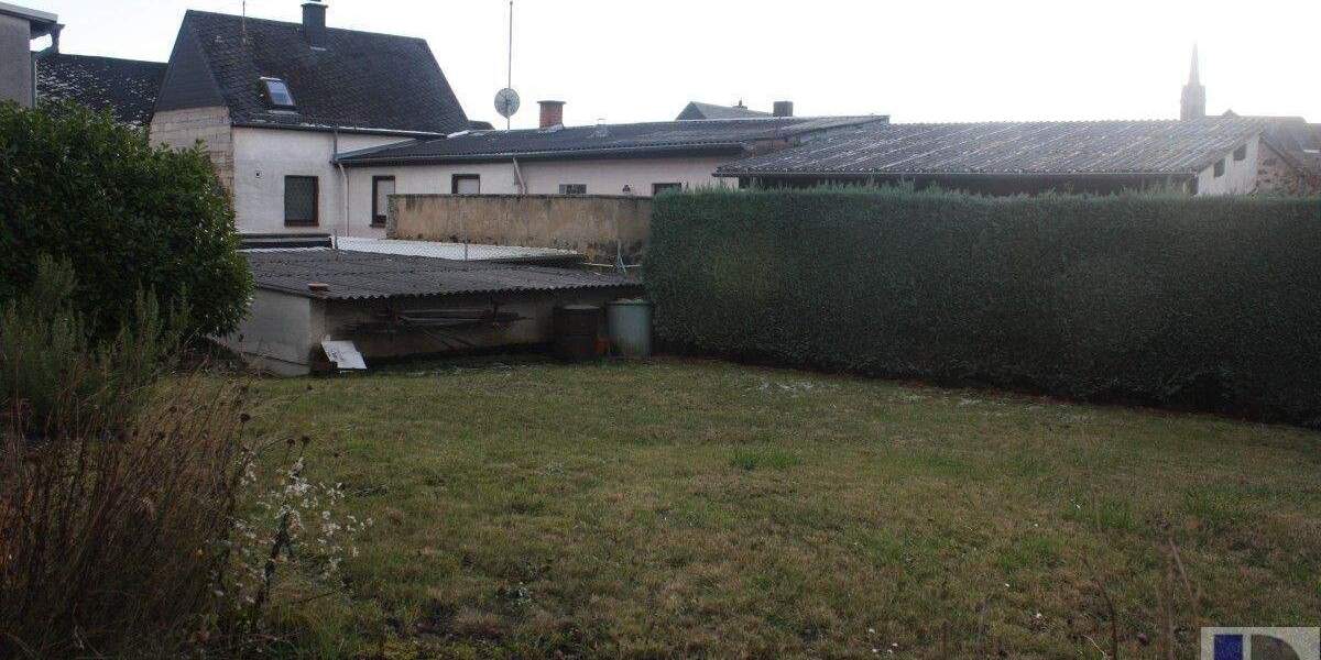 Einfamilienhaus Andernach Eich - 5 Zimmer, 137 m&sup2;, 175.000&euro; | Angebot:25695145