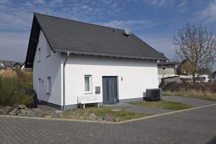 Haus Ettringen - 4 Zimmer, 110 m&sup2;, 391.000&euro; | Angebot:25846226