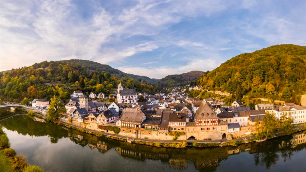 Einfamilienhaus Dausenau - 1 Zimmer, 179 m&sup2;, 175.000&euro; | Angebot:25678652