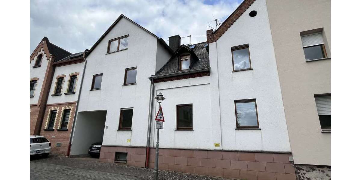 Einfamilienhaus Koblenz Bisholder - 7 Zimmer, 205 m&sup2;, 469.000&euro; | Angebot:25455078