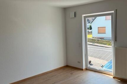 Wohnung Raubach - 3 Zimmer, 90 m&sup2;, 810&euro; | Angebot:25971957