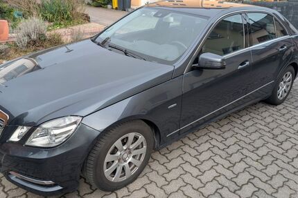 Mercedes-Benz E 200 120.000 km 11.700 &euro; Lahnstein 56112