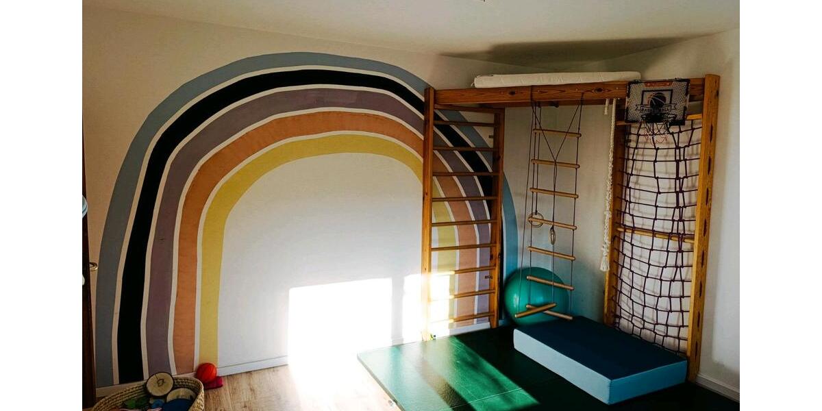 Einfamilienhaus Windhagen - 7 Zimmer, 180 m&sup2;, 1.600&euro; | Angebot:26523015