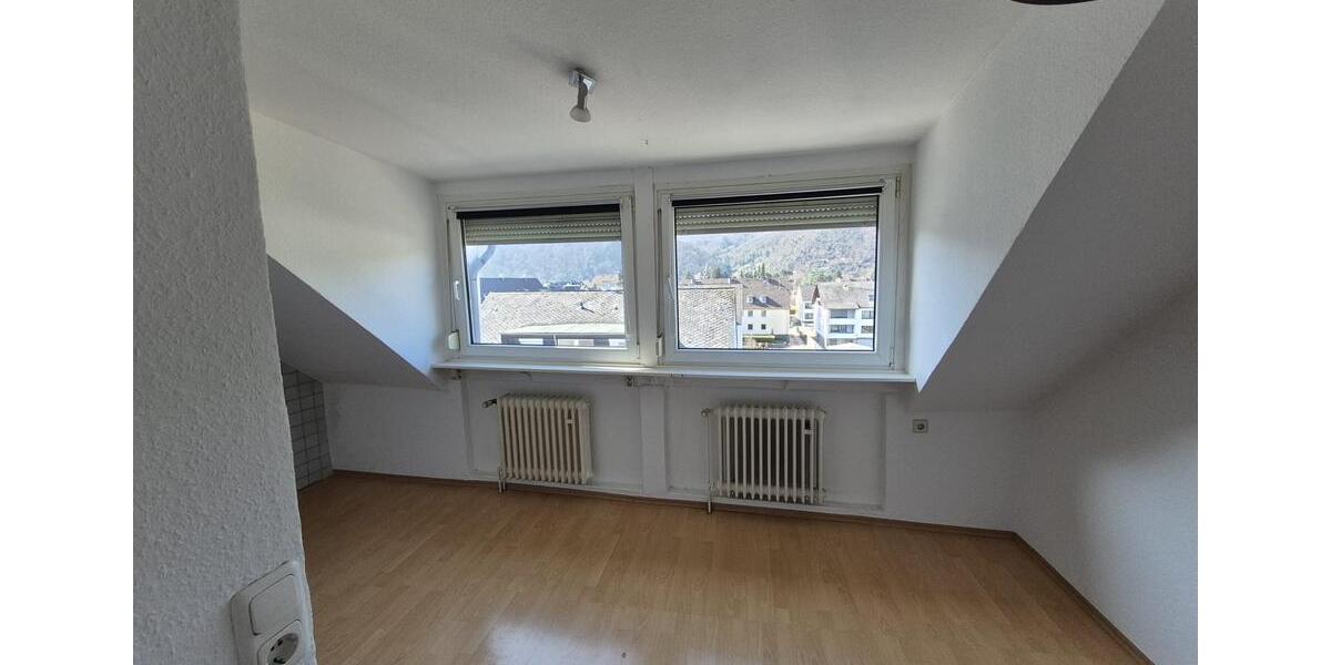 Etagenwohnung Koblenz Karthause - 3 Zimmer, 50 m&sup2;, 395&euro; | Angebot:26549432