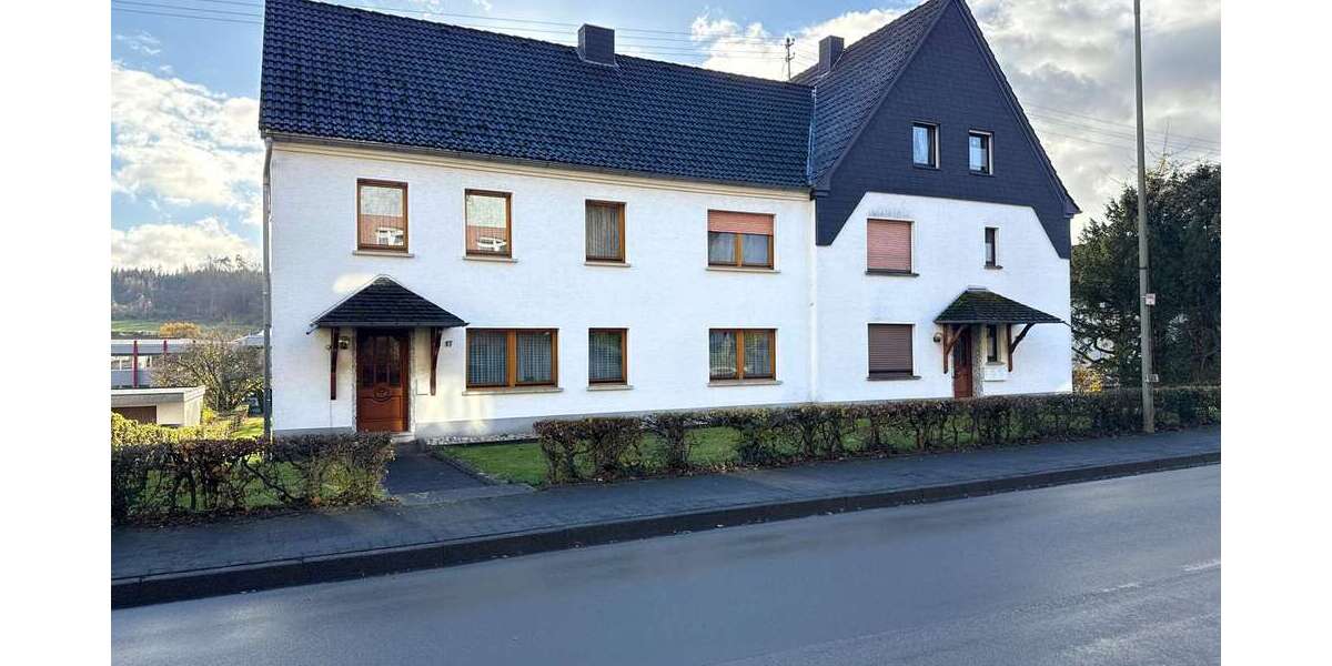 Einfamilienhaus Oberlahr - 14 Zimmer, 350 m&sup2;, 348.500&euro; | Angebot:25559052