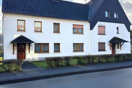 Haus Oberlahr - 14 Zimmer, 350 m&sup2;, 348.500&euro; | Angebot:25559052