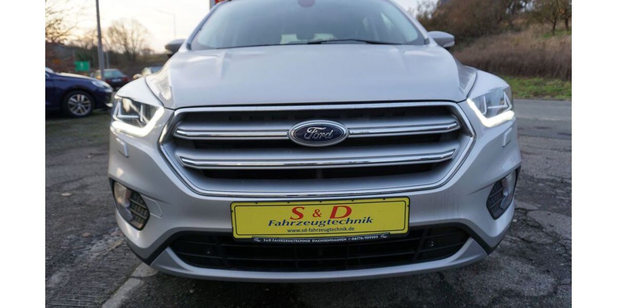 Ford Kuga 98.000 km 14.990 &euro; Dachsenhausen 56340