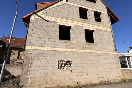 Haus Weitersburg Wüstenhof - 4 Zimmer, 150 m&sup2;, 99.000&euro; | Angebot:23187174