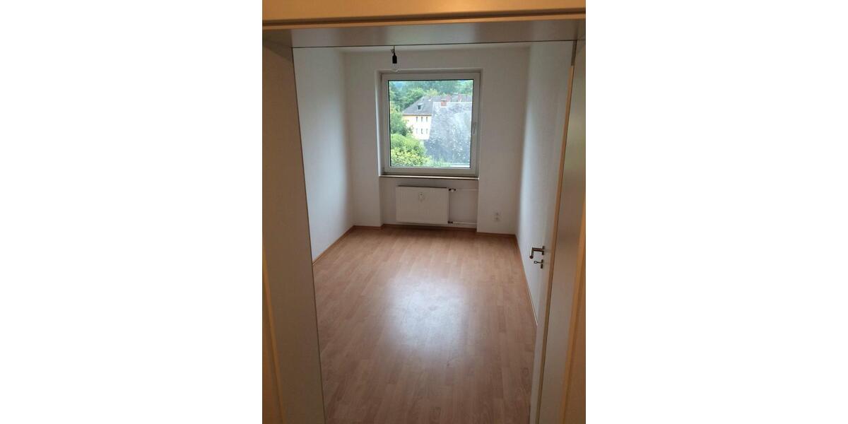 Etagenwohnung Koblenz - 4 Zimmer, 92 m&sup2;, 299.000&euro; | Angebot:25881792