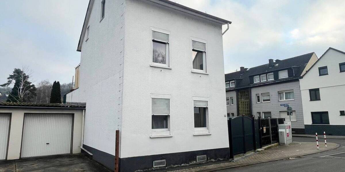 Einfamilienhaus Koblenz Neuendorf - 4 Zimmer, 105 m&sup2;, 255.000&euro; | Angebot:25769377