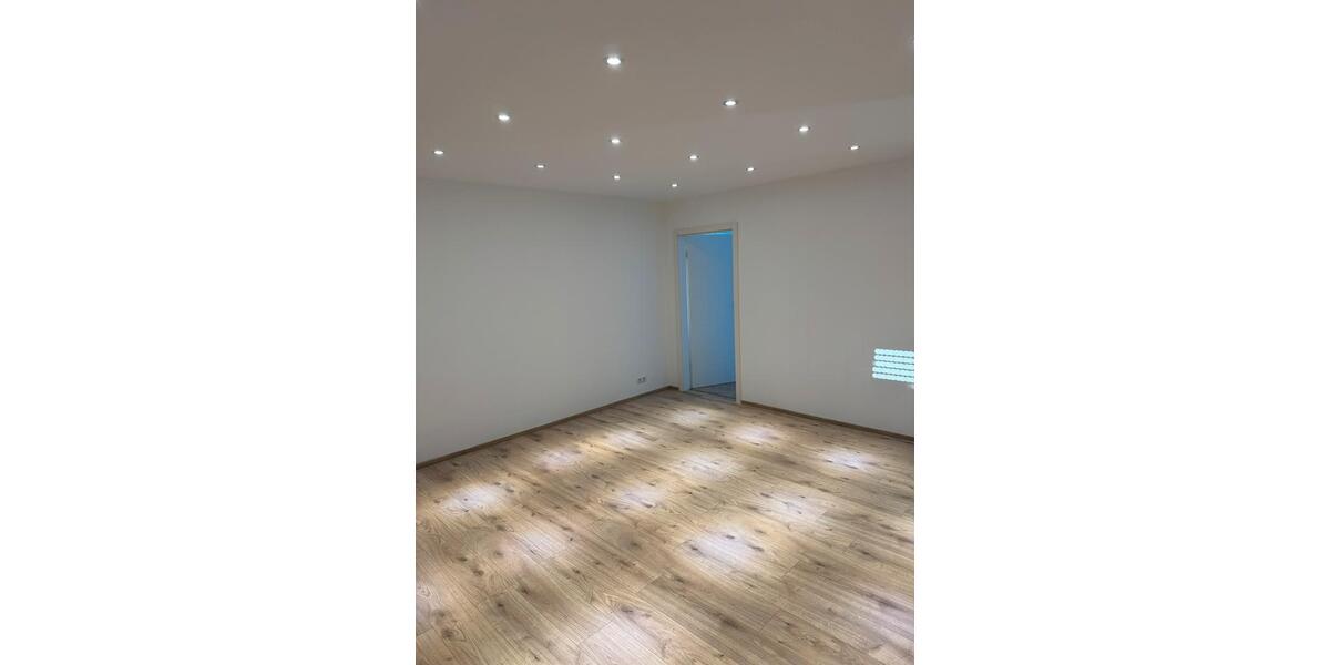 Etagenwohnung Linz am Rhein - 3 Zimmer, 90 m&sup2;, 900&euro; | Angebot:25659928