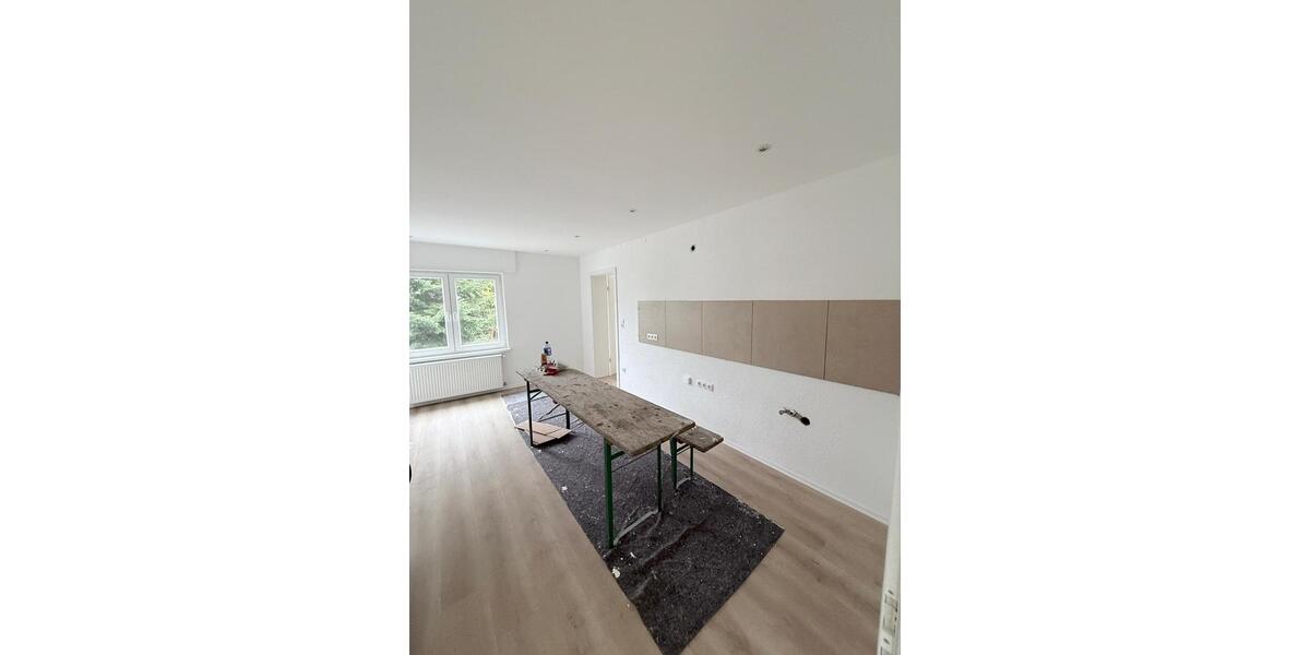 Etagenwohnung Kleinmaischeid - 4 Zimmer, 135 m&sup2;, 1.215&euro; | Angebot:25256837