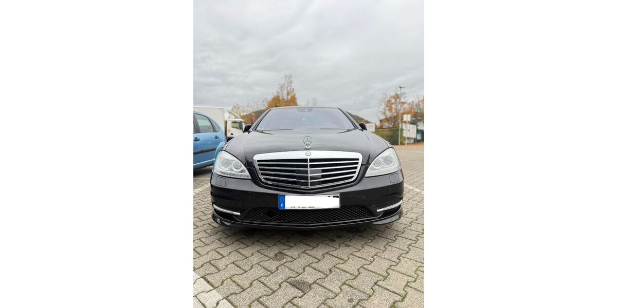 Mercedes-Benz S 500 290.000 km 18.500 &euro; Bad hönningen 53557