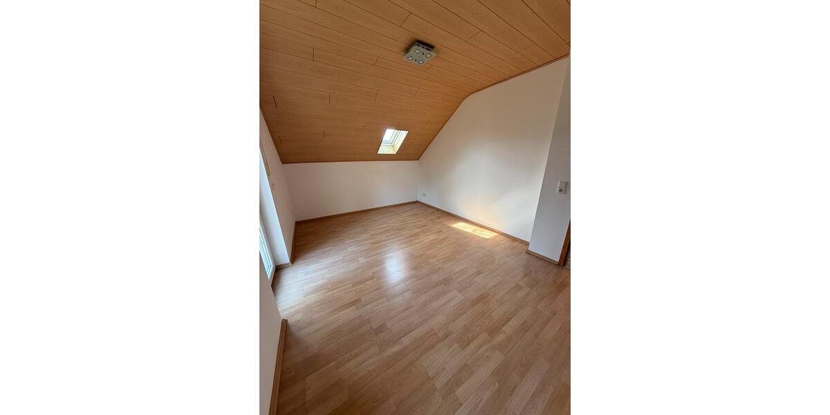 Dachgeschoßwohnung Ransbach-Baumbach Baumbach - 2 Zimmer, 54 m&sup2;, 600&euro; | Angebot:26012709