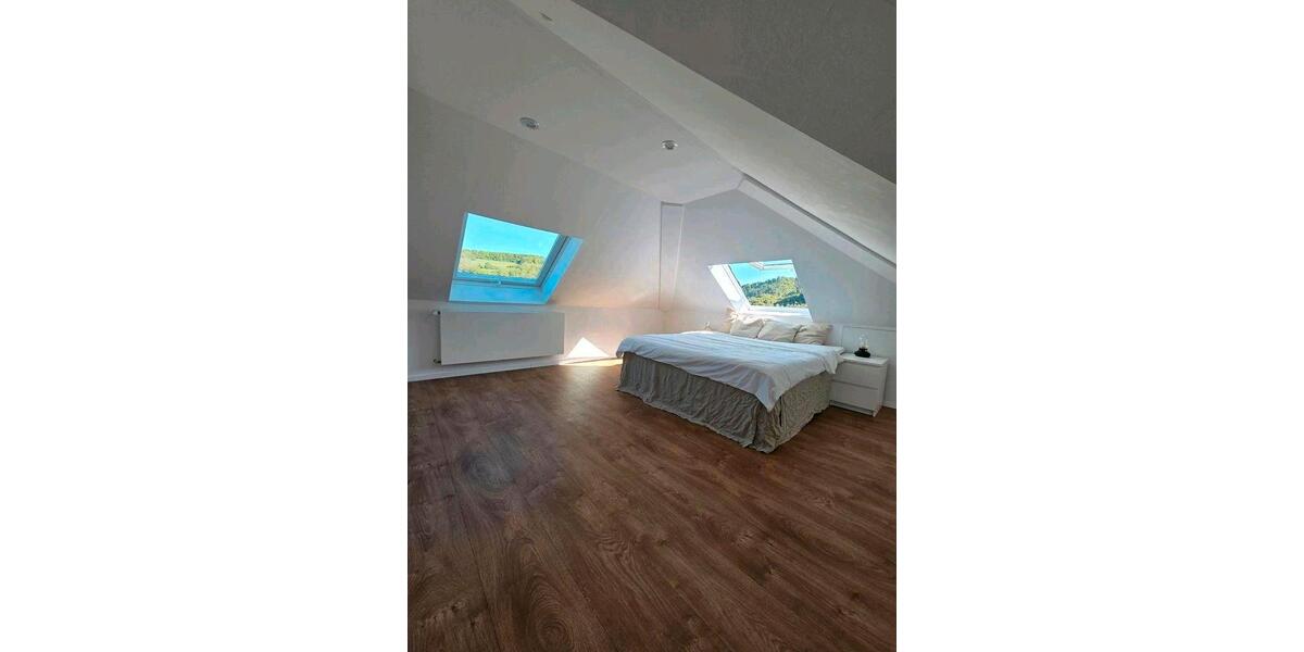 Mehrfamilienhaus, Wohnhaus Breitscheid - 16 Zimmer, 270 m&sup2;, 595.000&euro; | Angebot:26413361