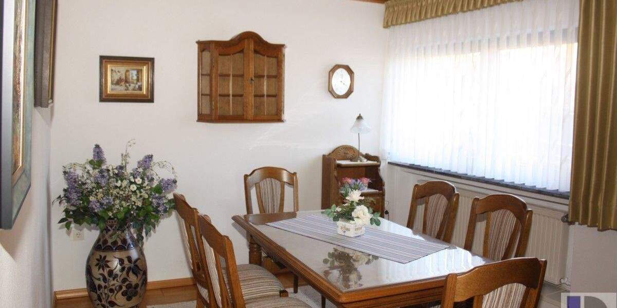 Einfamilienhaus Hümmerich - 6 Zimmer, 190 m&sup2;, 425.000&euro; | Angebot:25695128