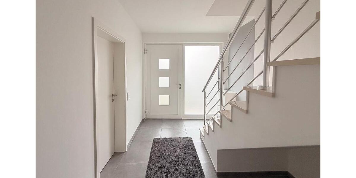 Einfamilienhaus Neuwied Block - 8 Zimmer, 234 m&sup2;, 735.000&euro; | Angebot:25873394