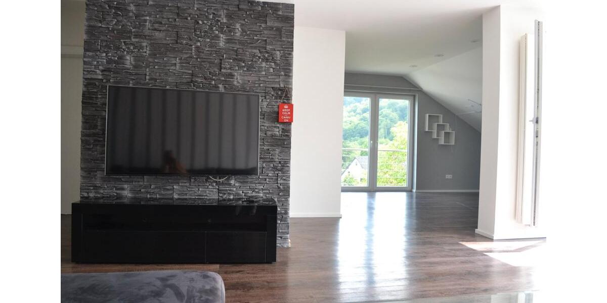 Dachgeschoßwohnung Mendig - 3 Zimmer, 108 m&sup2;, 1.250&euro; | Angebot:26023350