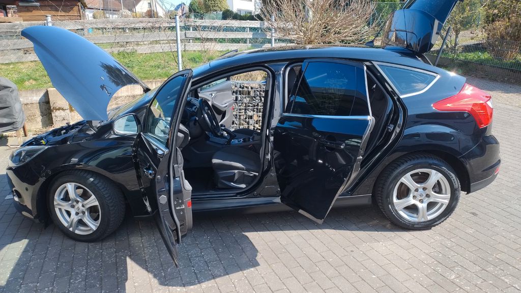 Ford Focus 159.500 km 7.250 &euro; Nauort 56237