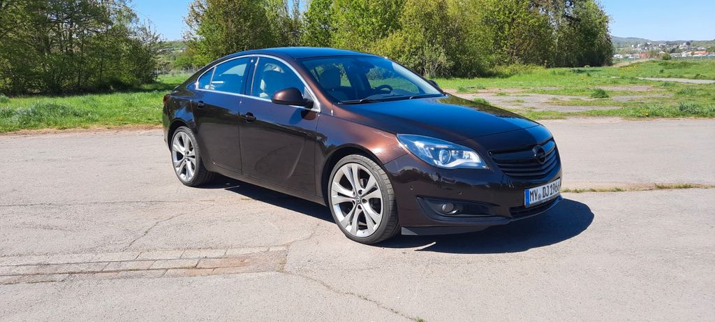 Opel Insignia 93.000 km 9.600 &euro; Kottenheim 56736