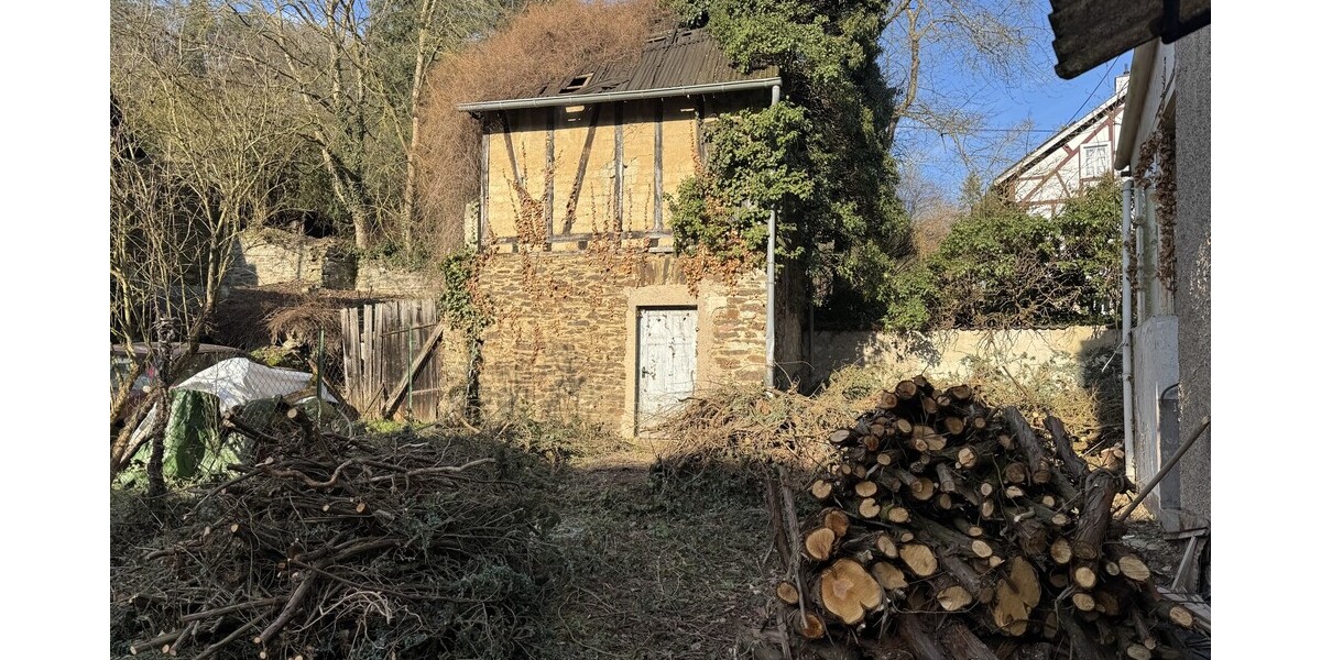 Ein Blick in die Vergangenheit - historische Immobilie aus 1570 - Bauernhaus, Landhaus Gönnersdorf | Angebot:25101935
