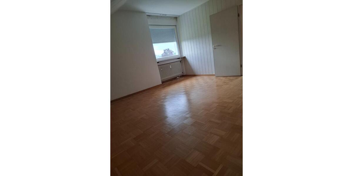 Dachgeschoßwohnung Montabaur - 3.5 Zimmer, 850&euro; | Angebot:21981208