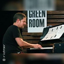 Roman Babik 'Oscar Peterson' Trio - mit Martin Gjakonovski + Niklas Walter 03.05.2026 Lilo im alten Hallenbad