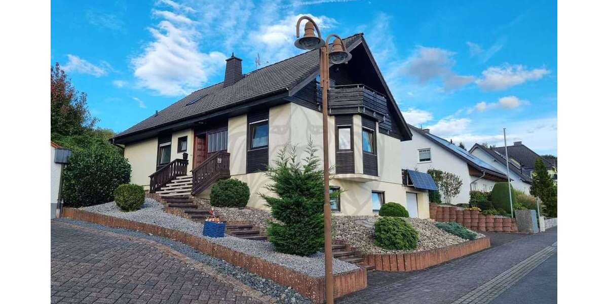 Einfamilienhaus Ötzingen - 5 Zimmer, 177 m&sup2;, 420.000&euro; | Angebot:23883008