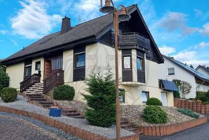 Haus Ötzingen - 5 Zimmer, 177 m&sup2;, 420.000&euro; | Angebot:23883008