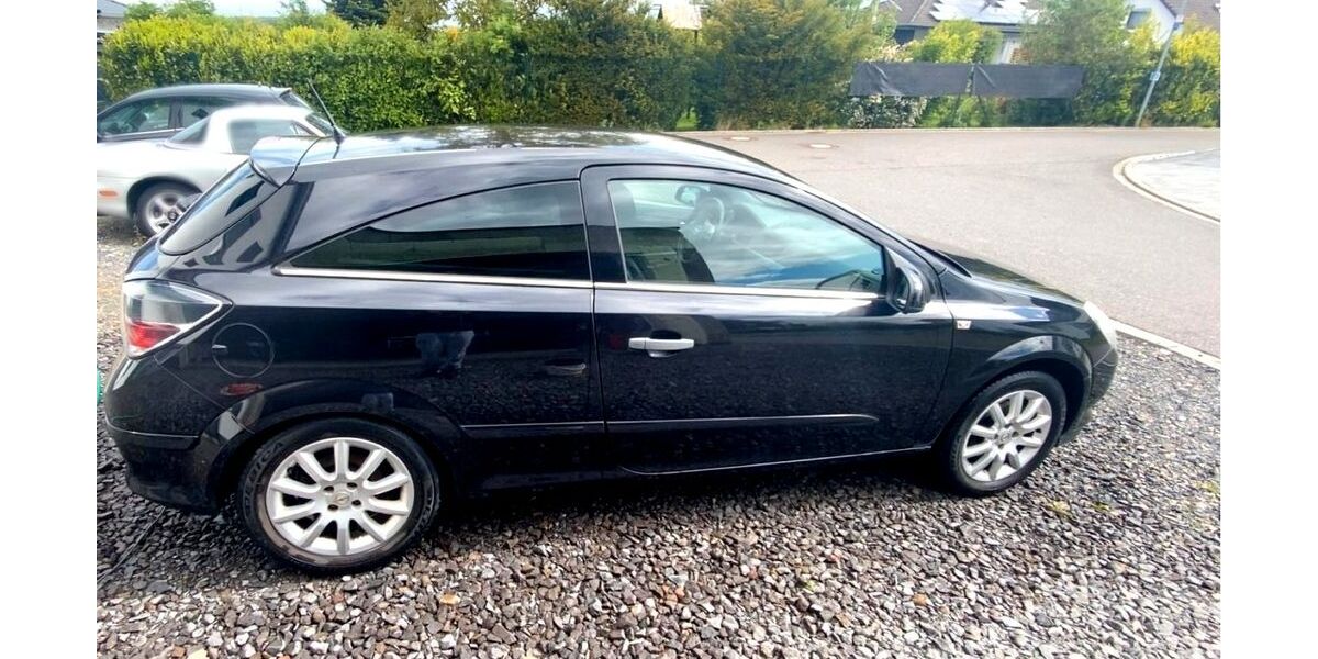 Opel Astra 156.000 km 3.480 &euro; Asbach 53567