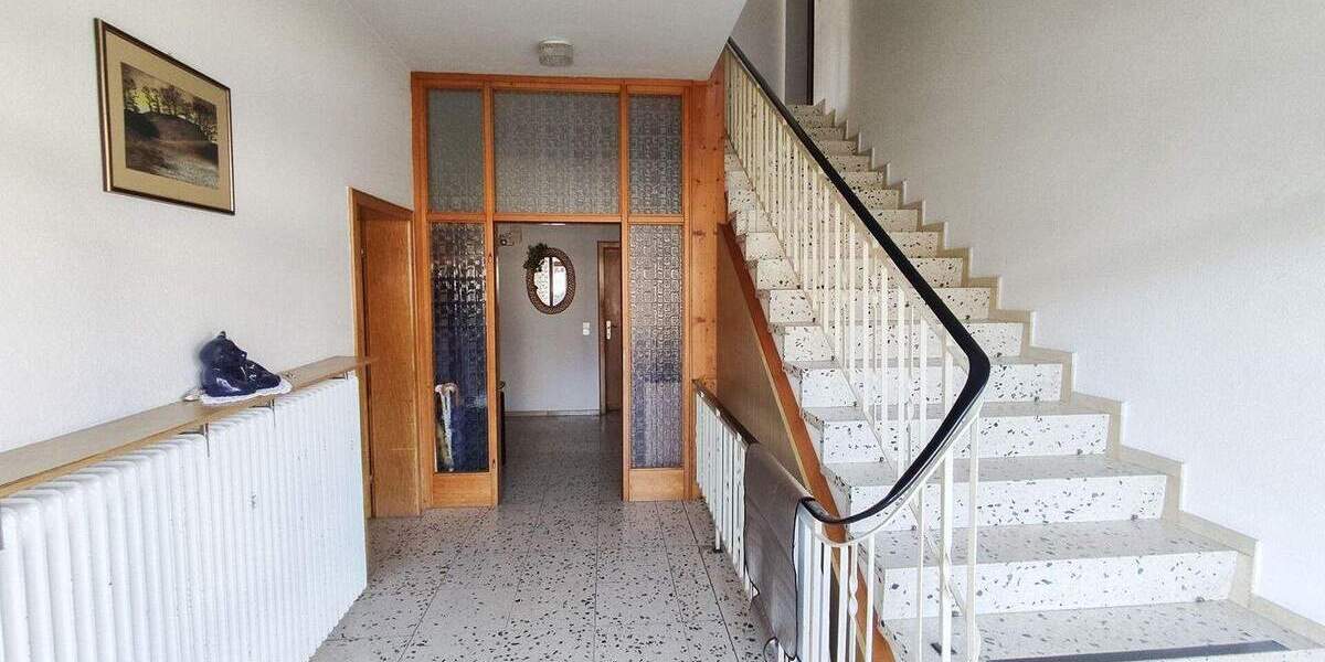 Mehrfamilienhaus, Wohnhaus Freirachdorf - 1 Zimmer, 317 m&sup2;, 329.000&euro; | Angebot:25691934