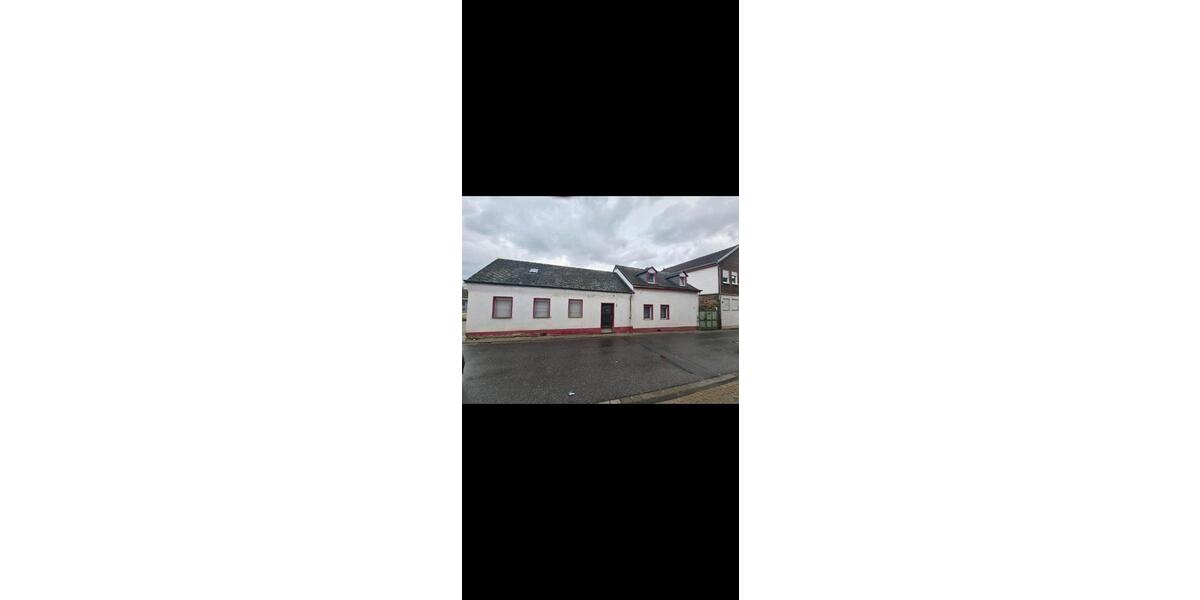 Einfamilienhaus Koblenz Bubenheim - 7 Zimmer, 160 m&sup2;, 239.000&euro; | Angebot:26703438