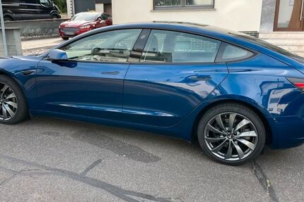 Tesla Model 3 142.000 km 20.200 &euro; Bassenheim 56220