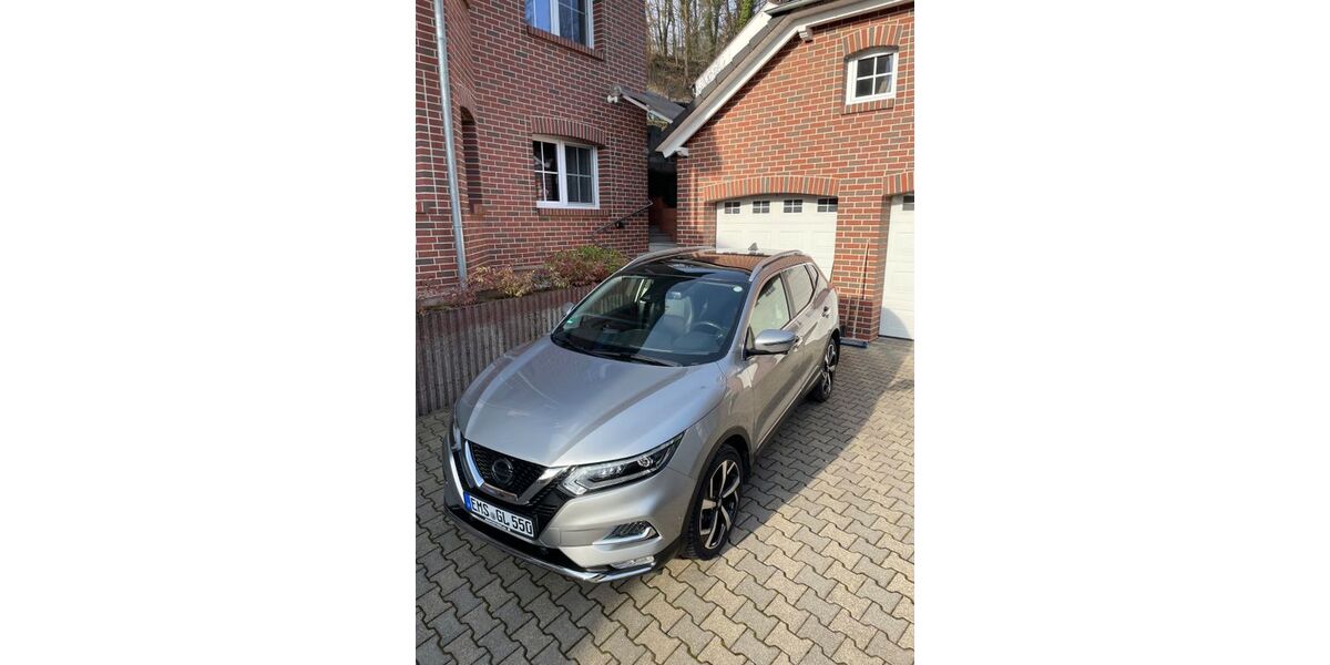 Nissan Qashqai 28.000 km 16.600 &euro; Nassau 56377