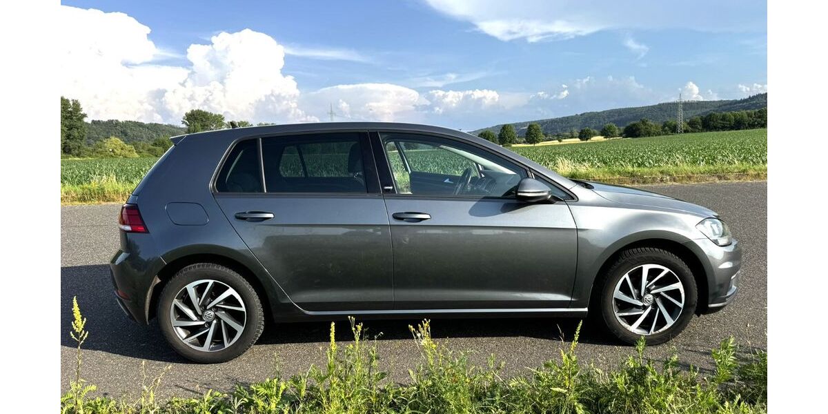 VW Golf 111.500 km 10.790 &euro; Bad Breisig 53498