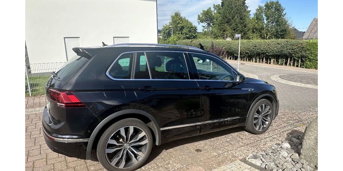 VW Tiguan 145.000 km 21.800 &euro; Boden 56412